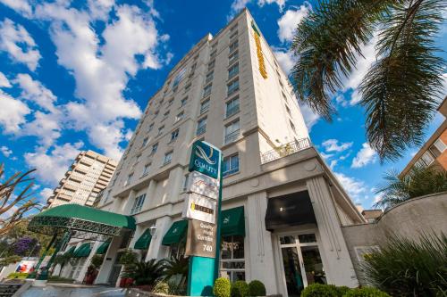 Фотография гостиницы Quality Hotel Curitiba