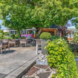 Фотографии гостиницы
RAVeL Hotel Cyrano