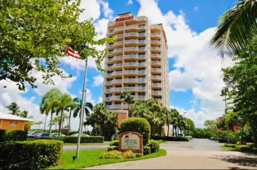 Фотография апарт отеля Lover's Key Resort by Check-In Vacation Rentals