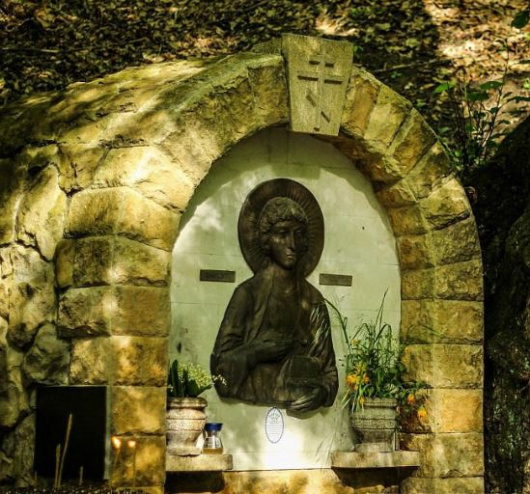 Фотографии достопримечательности
Минеральный источник целителя Пантелеймона