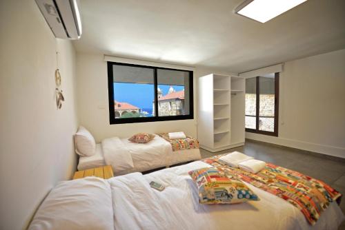 Фотография гостевого дома Old Town Guesthouses