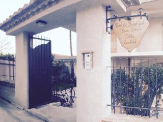 Фотография гостевого дома Piccola Dimora Villa Candido