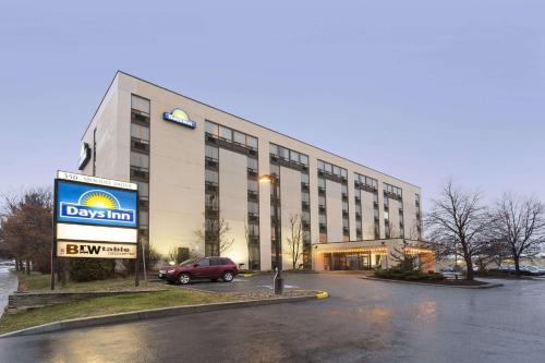 Фотография гостиницы Days Inn by Wyndham Ottawa West