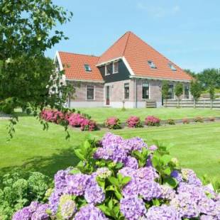 Фотографии гостевого дома 
            Modern Holiday Home in Schagerbrug with Jaccuzi