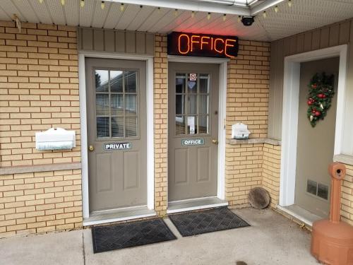 Фотографии мотеля
Adams Motel