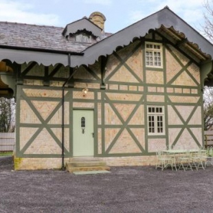 Фотография гостевого дома Swiss Cottage