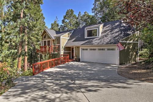 Фотографии гостевого дома
Spacious Lake Arrowhead Home with Game Room and Deck!