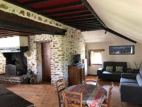 Фотография гостевого дома Gîte Moncé-en-Belin, 4 pièces, 11 personnes - FR-1-410-248