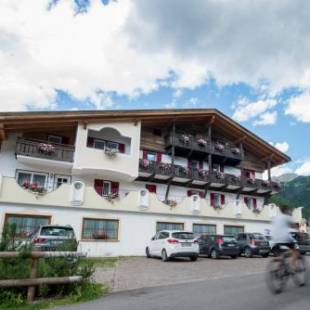 Фотографии гостиницы
Chalet Pineta relax location