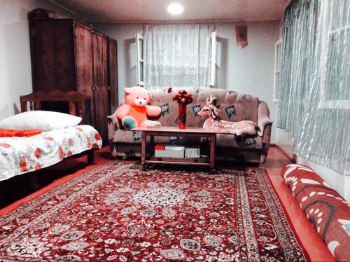 Фотографии мини отеля
Дом на Ашик Кума, 11