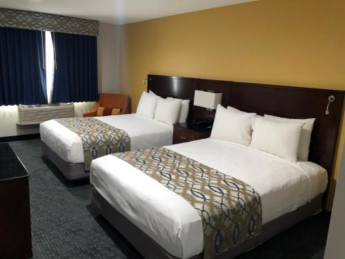 Фотография мотеля SureStay Plus Hotel by Best Western Chula Vista West