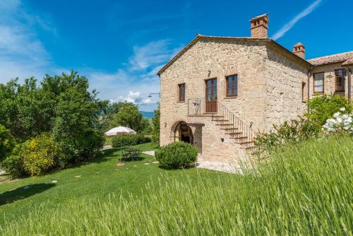 Фотографии гостевого дома 
            Borgo del Grillo - House in historical Borgo in Tuscany - Susino
