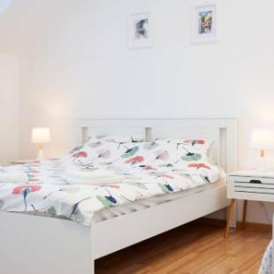 Фотографии мини отеля
Capra Vecinului