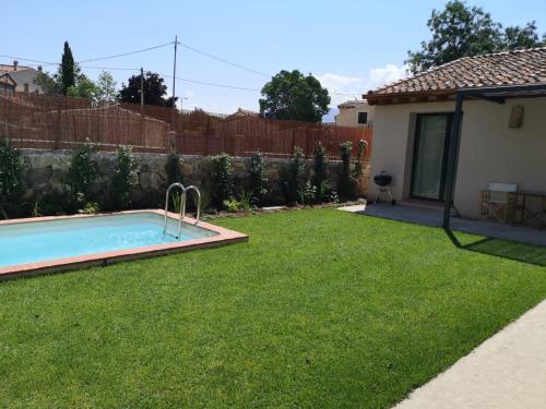 Фотографии гостевого дома 
            La Alberca 2 Casa especial para parejas con jardín y piscina