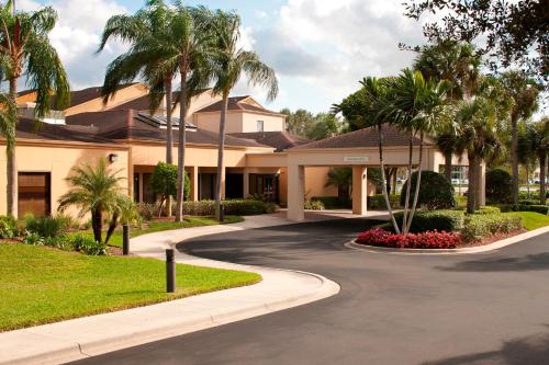 Фотография гостиницы Courtyard Fort Myers Cape Coral
