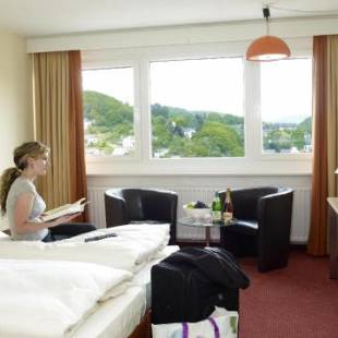 Фотографии гостиницы 
            Opal Hotel