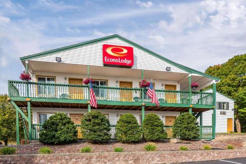 Фотография гостиницы Rodeway Inn Lake George Outlets