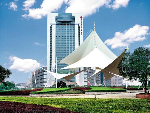 Фотография гостиницы Ramada Plaza Optics Valley Hotel Wuhan (Best of Ramada Worldwide)