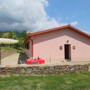 Фотографии гостевого дома 
            Spacious Farmhouse with Swimming Pool in Tuscany