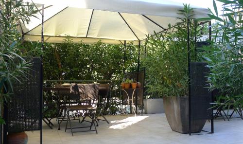 Фотография гостиницы Coq Hotel