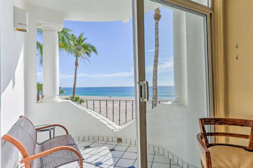 Фотографии гостевого дома
Los Cabos Resort Condo on Famous Costa Azul Beach!