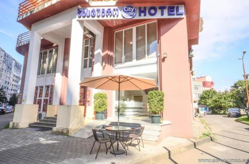Фотографии мини отеля
Enjoy the amenities offered by the City Hotel wail visiting Batumi