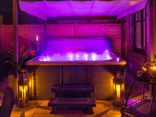 Фотография гостевого дома Whirlpool Suite Marrakesch-Lounge