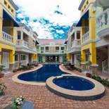 Фотография гостиницы Prism Hotel