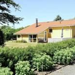 Фотография гостевого дома Three-Bedroom Holiday home in Hemmet 81