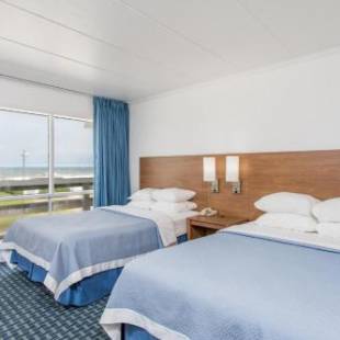 Фотографии мотеля 
            Days Inn & Suites by Wyndham Kill Devil Hills-Mariner