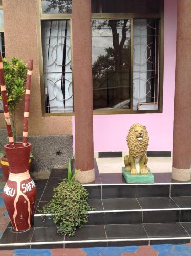 Фотография гостиницы Mzunguu Safari Lodge