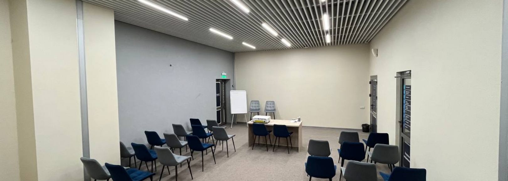 Фотография конференц-зала Конференц-зал  Smart Consulting