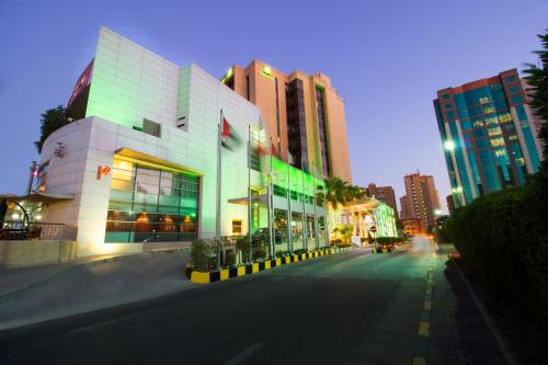 Фотографии апарт отеля 
            Holiday Inn - Suites Kuwait Salmiya, an IHG Hotel