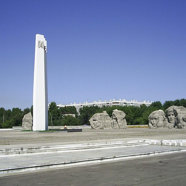 Фотография памятника Мемориальный комплекс Землякам - комсомольчанам, павшим в боях за Родину в годы Великой отечественной войны