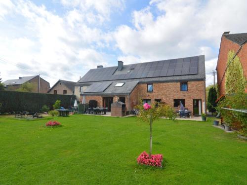 Фотография гостевого дома Modern Cottage in Lessive with Private Terrace