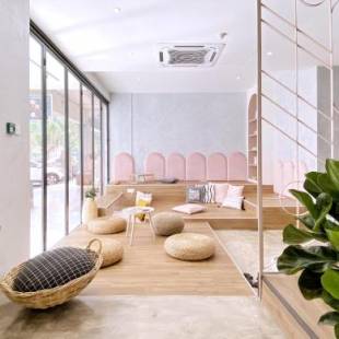 Фотографии гостиницы 
            One Heritage Hotel