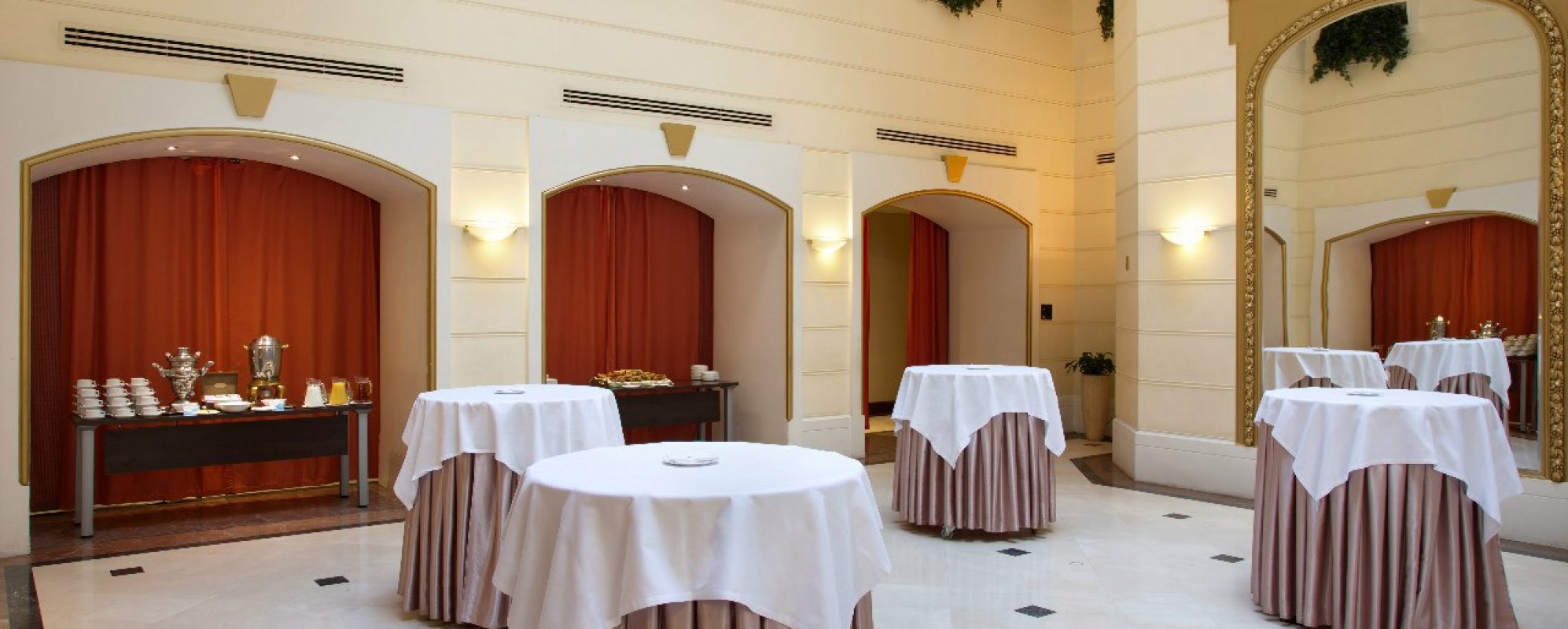 Фотографии конференц-зала Атриум