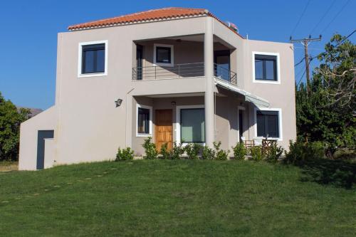 Фотография гостевого дома Perivoli House A