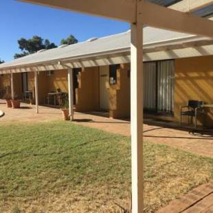 Фотографии базы отдыха 
            Carnarvon Caravan Park