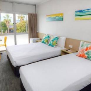 Фотографии гостиницы
Palm Beach Hotel