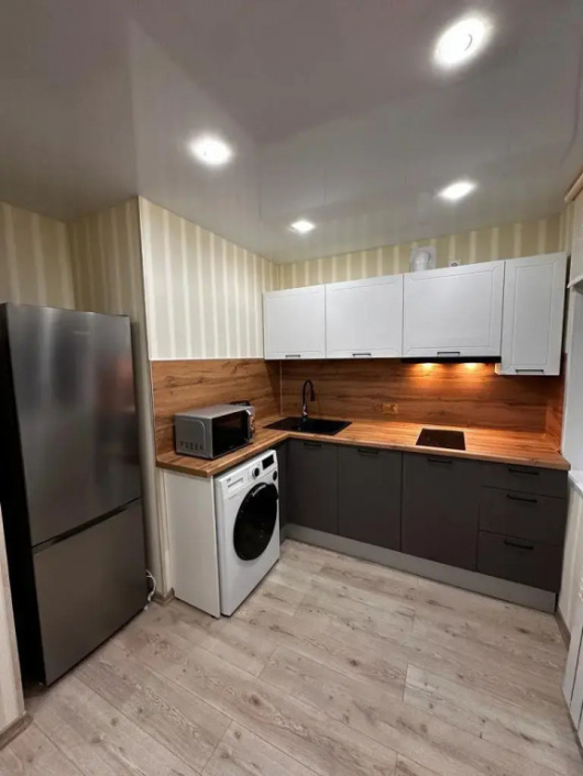 Фотографии квартиры 
            Квартира Полярные зори 45к1 Центр