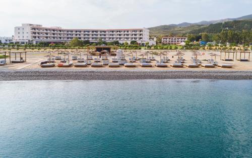 Фотография гостиницы Mitsis Ramira Beach Hotel