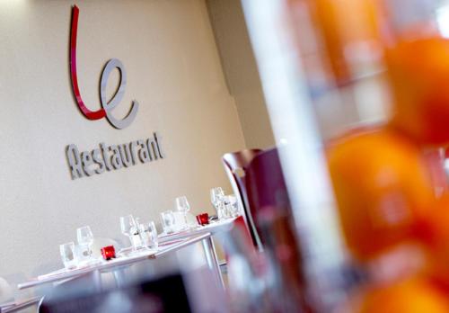 Фотография гостиницы Campanile Bordeaux Nord - Le Lac