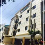 Фотография гостиницы RF Suites