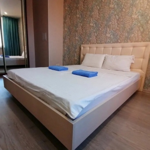 Фотография квартиры Апартаменты с Дизайнерским Ремонтом 5