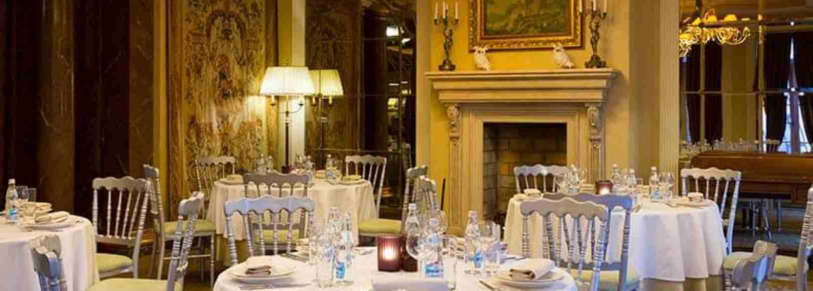 Фотография конференц-зала Каминный зал