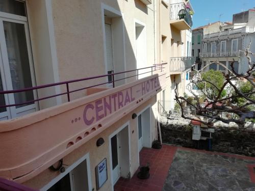 Фотография гостиницы Central Hôtel