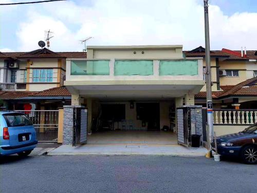 Фотография гостевого дома BBT Double Storey Balcony Home