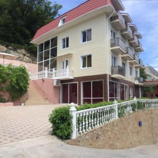 Фотография гостевого дома Эдельвейс