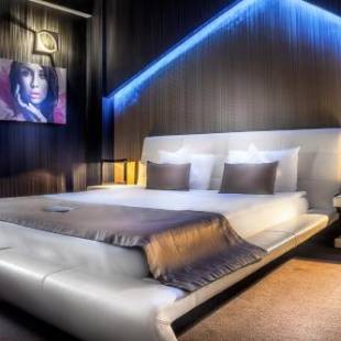 Фотография гостиницы Plaza V Executive Hotel